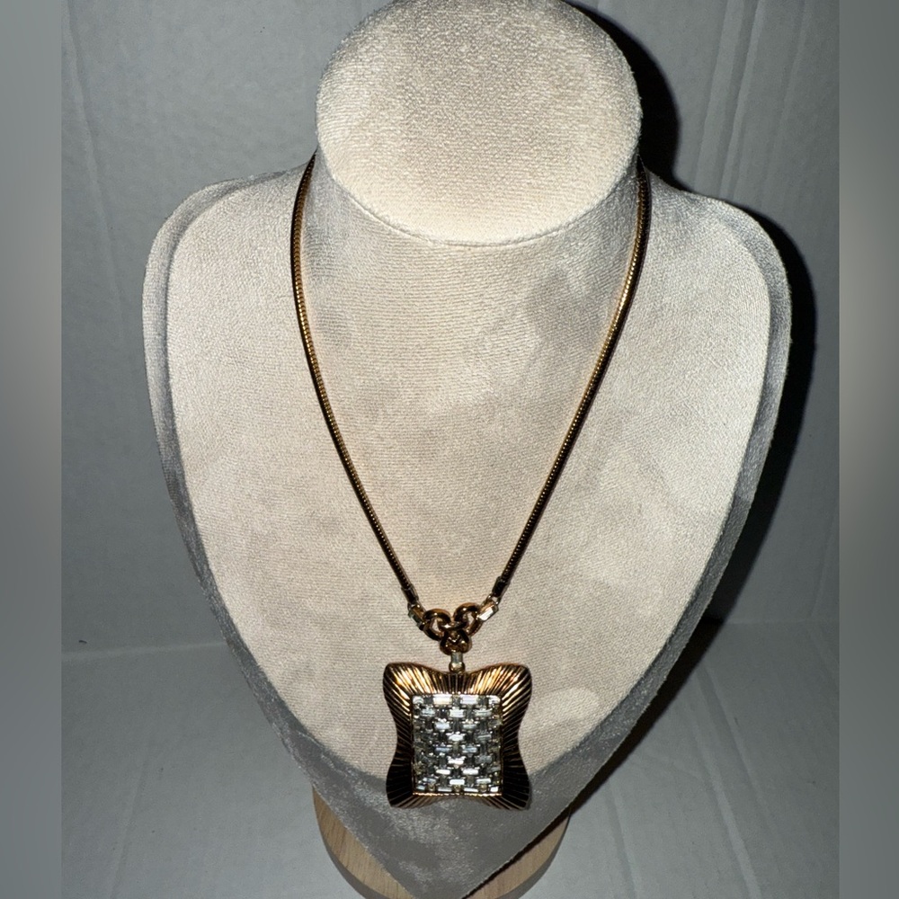 Vintage Gold Tone Crown Trifari Necklace Choker with Rhinestone Pendant Antique